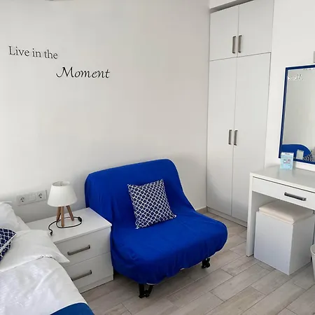 B&B White And Blue