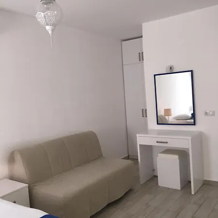 B&B White&blue Bodrum