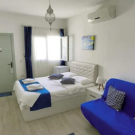 White And Blue B&B